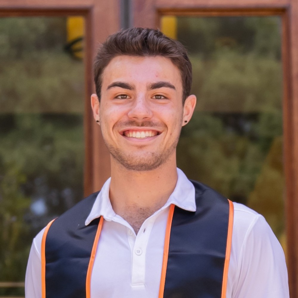 Meet your Posher, Cole